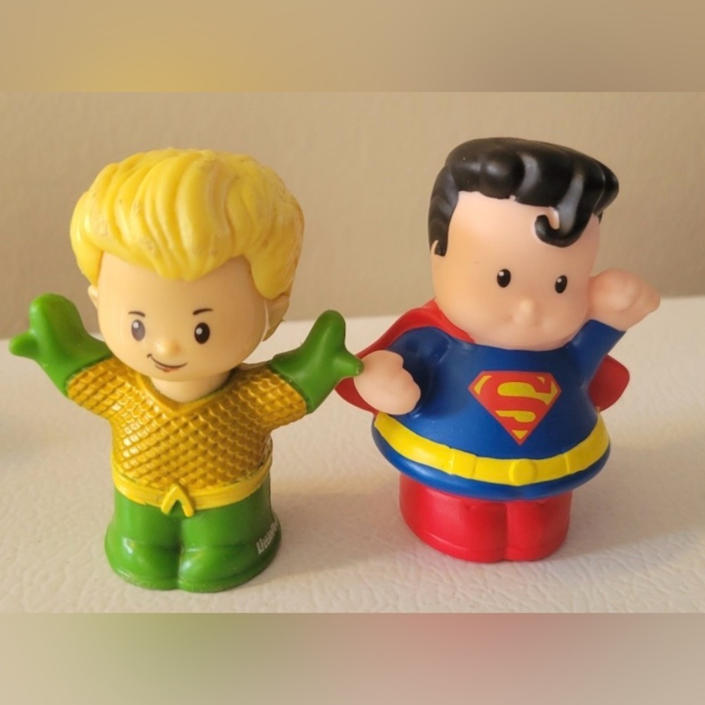 FISHER-PRICE - LITTLE PEOPLE - DC COMICS SUPERHERO DUO ACTION FIGURES